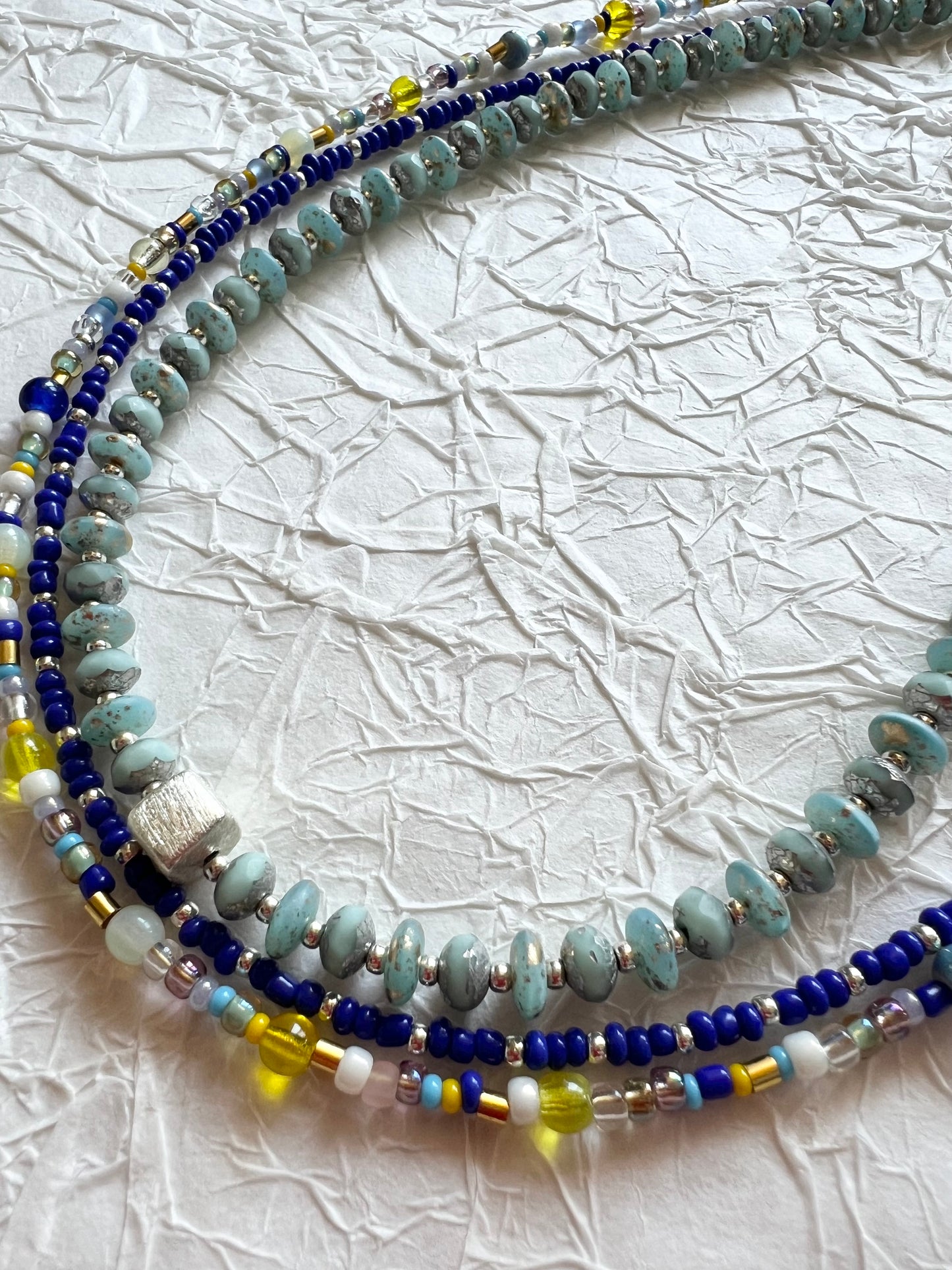 Royal blue bead Necklace