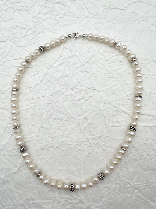 Vintage pearl Necklace