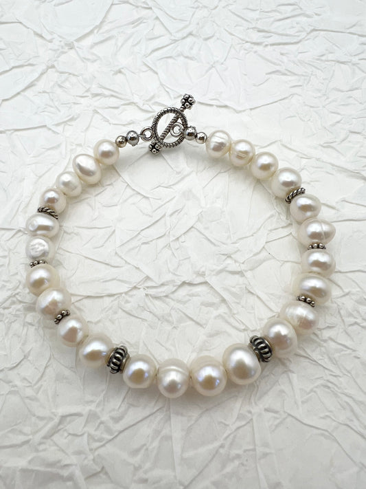 Pearl antique style Bracelet