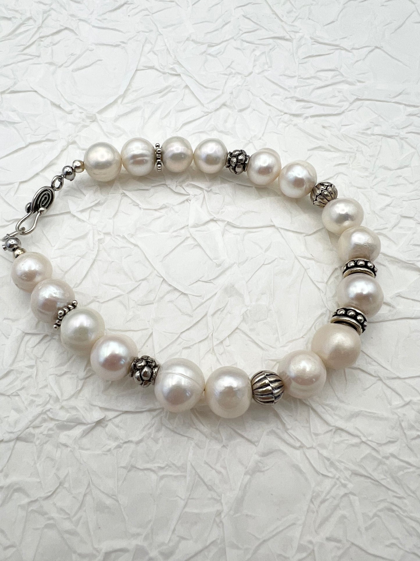 Vintage style freshwater pearl Bracelet